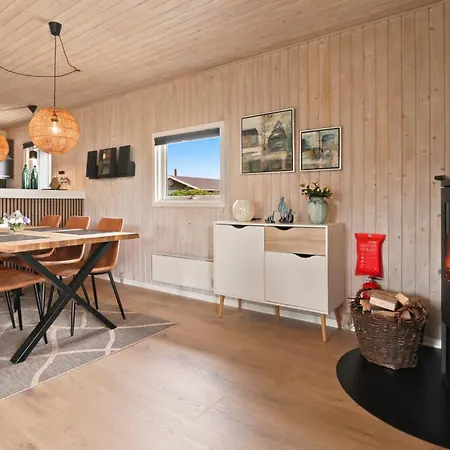 Dejligt Med Stor Terrasse Sj506